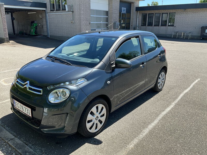 Car photo