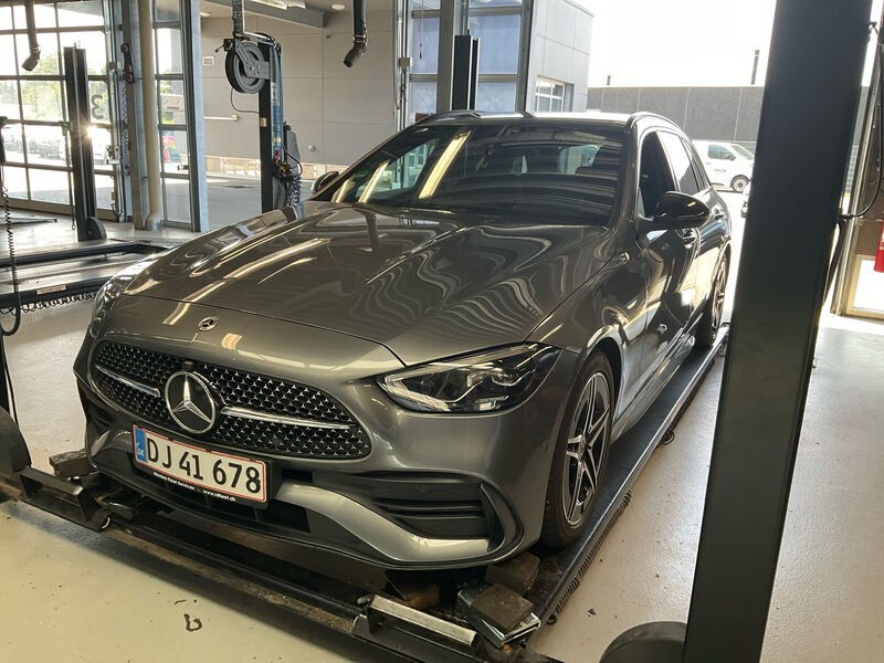 Car photo