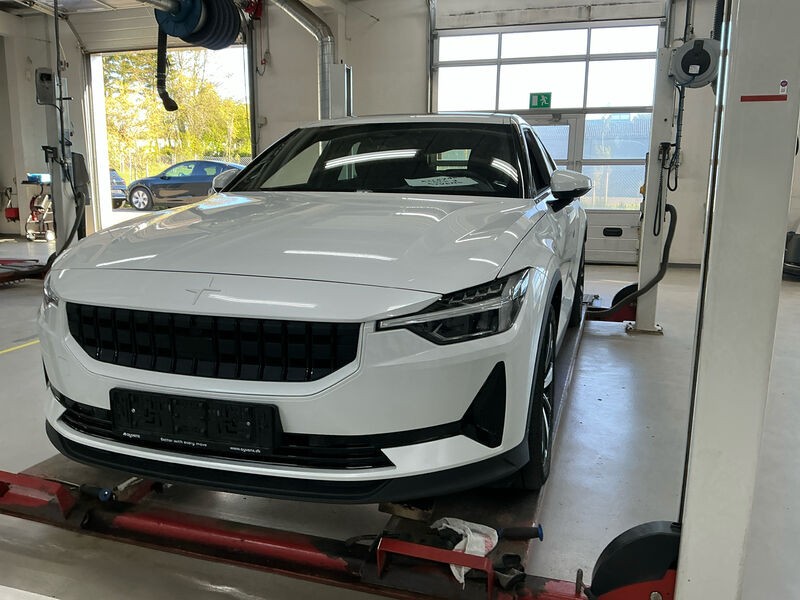 Car photo