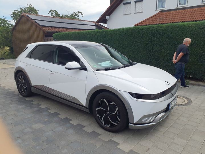 Car photo
