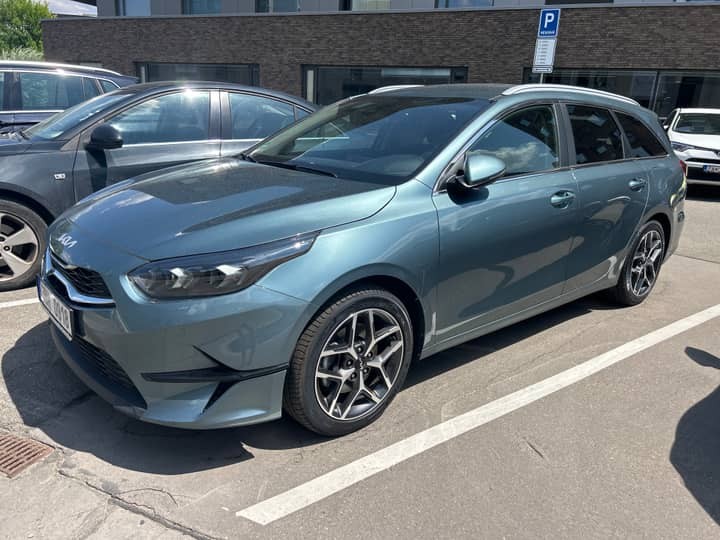 Car photo